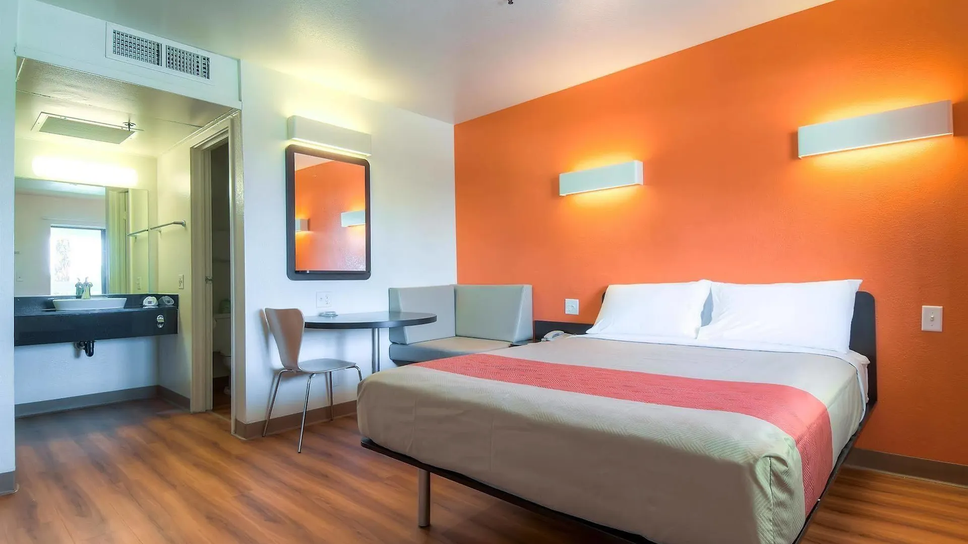Motel 6-Palm Springs, Ca - Downtown Hotel