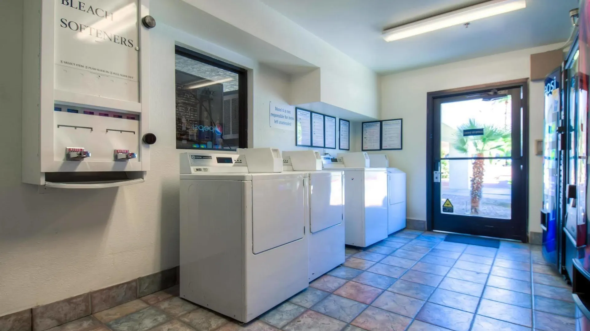 Motel 6-Palm Springs, Ca - Downtown Hotel